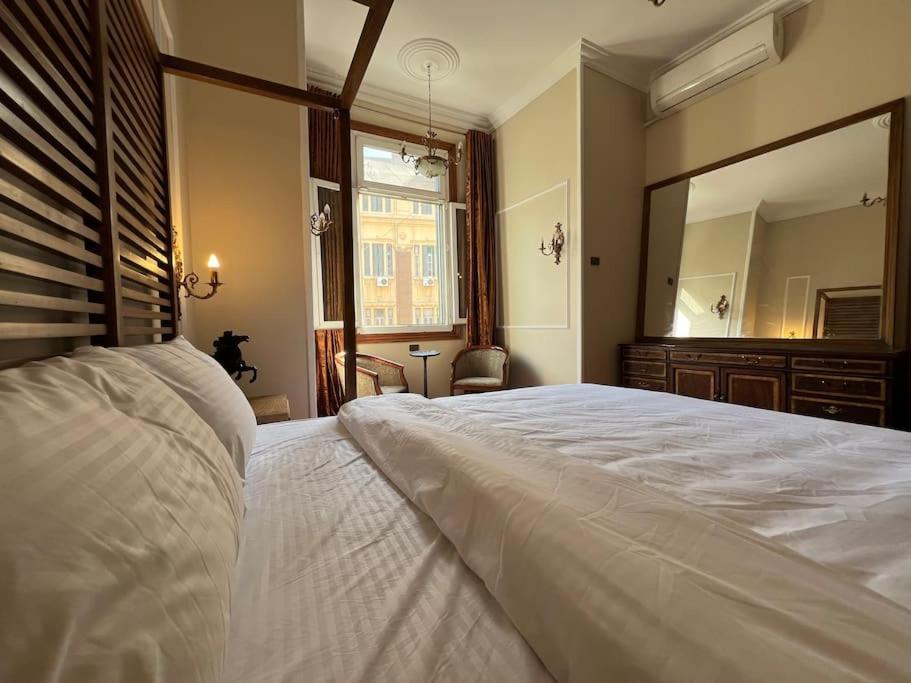 Authentic 3Br Apartment In Downtown, Каїр Екстер'єр фото