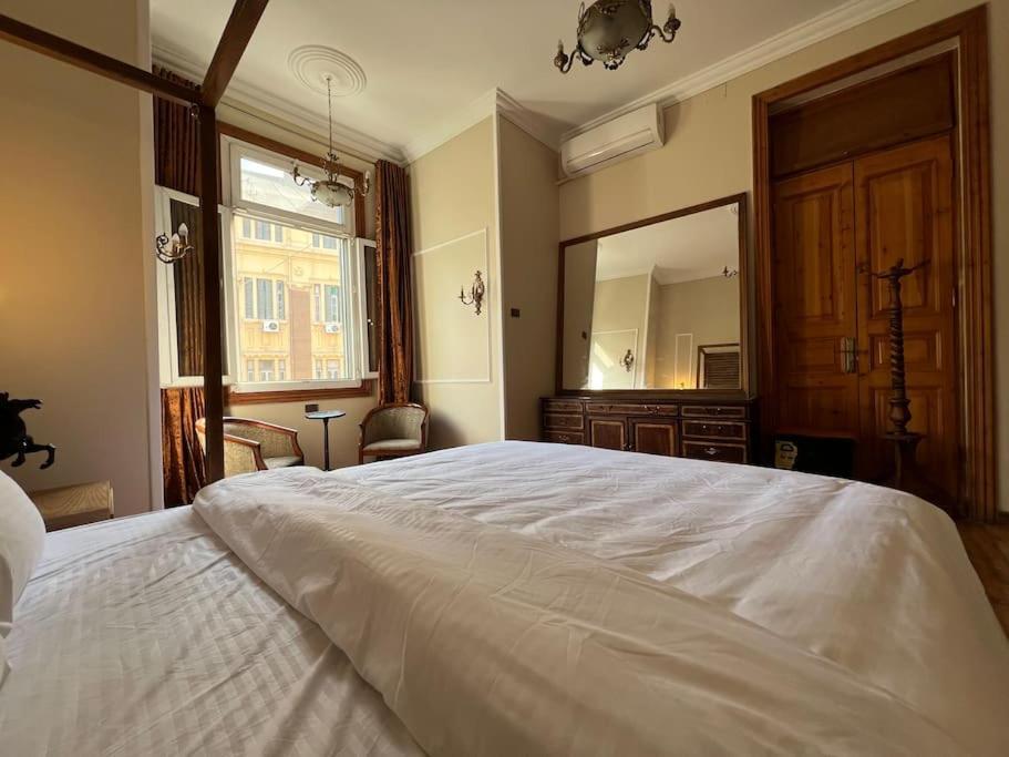 Authentic 3Br Apartment In Downtown, Каїр Екстер'єр фото